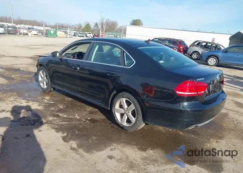 2013 Volkswagen Passat 2.5L Se from USA, damaged, VIN 1VWBP7A34DC077963